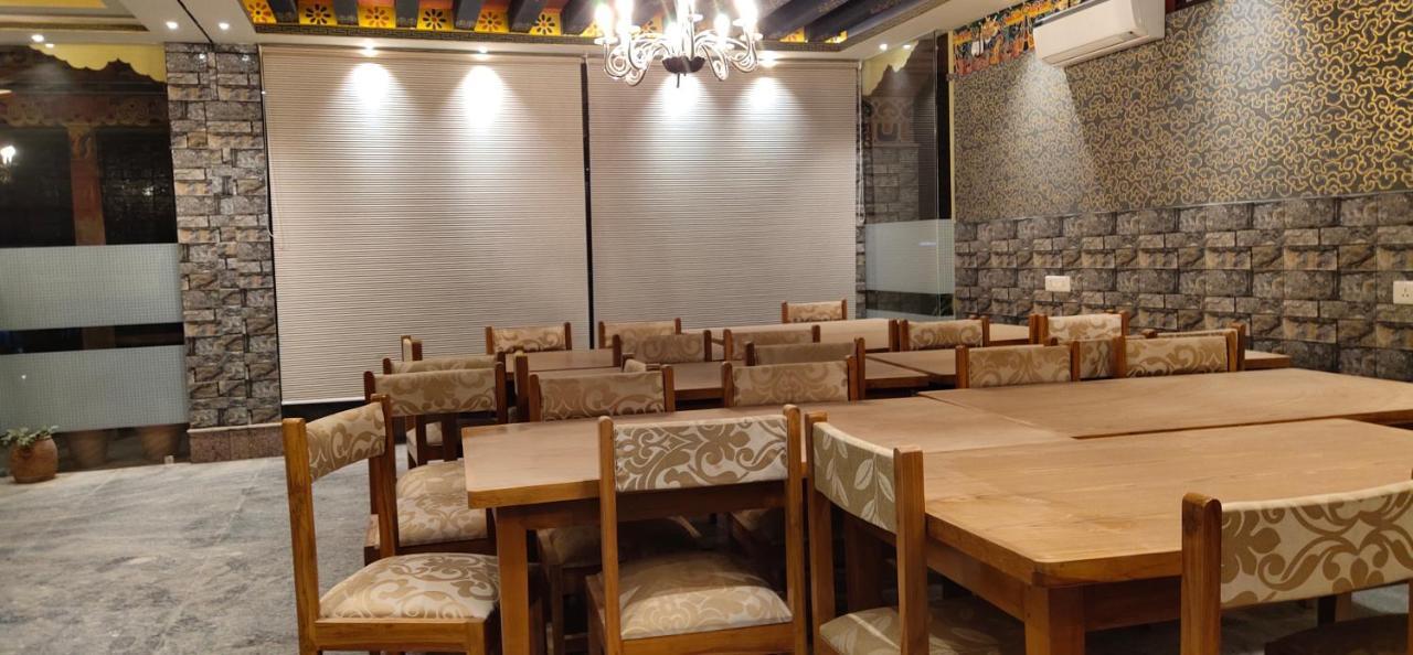 White Dragon Hotel بونخا المظهر الخارجي الصورة